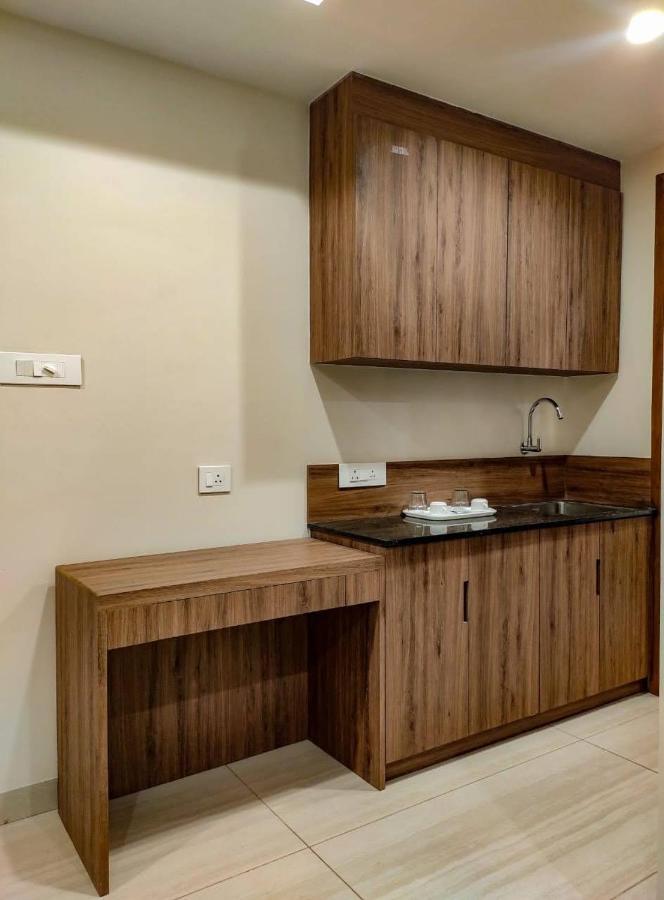 Rr Mount Elite Suites Chennai Luaran gambar