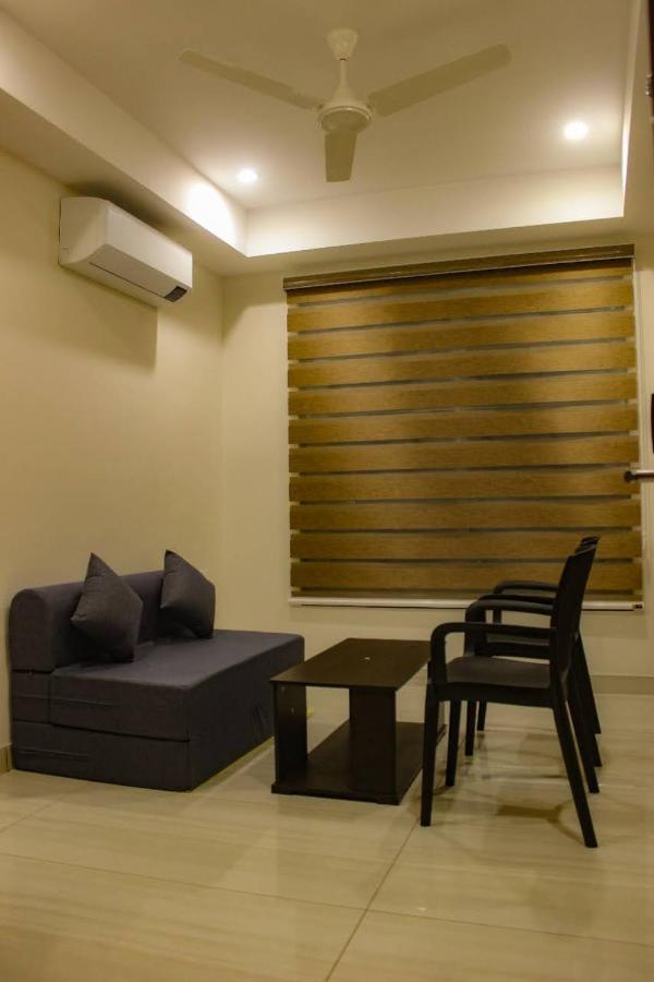 Rr Mount Elite Suites Chennai Luaran gambar